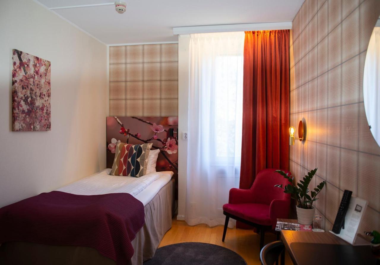 Skogshem&Wijk Hotel Lidingö Buitenkant foto